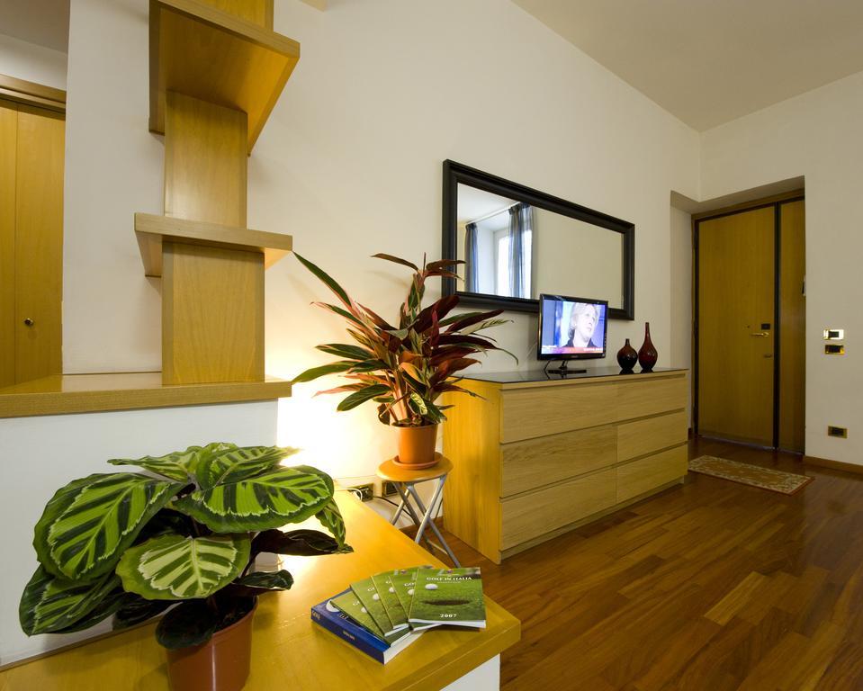 Corner House * Rom